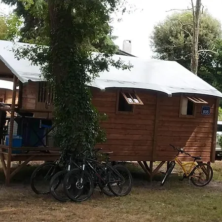 Camping De Fontaine Vieille Campsite *